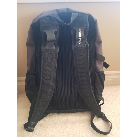 ADIDAS LOAD SPRING STRAP BACKPACK! - Picture 3 of 5